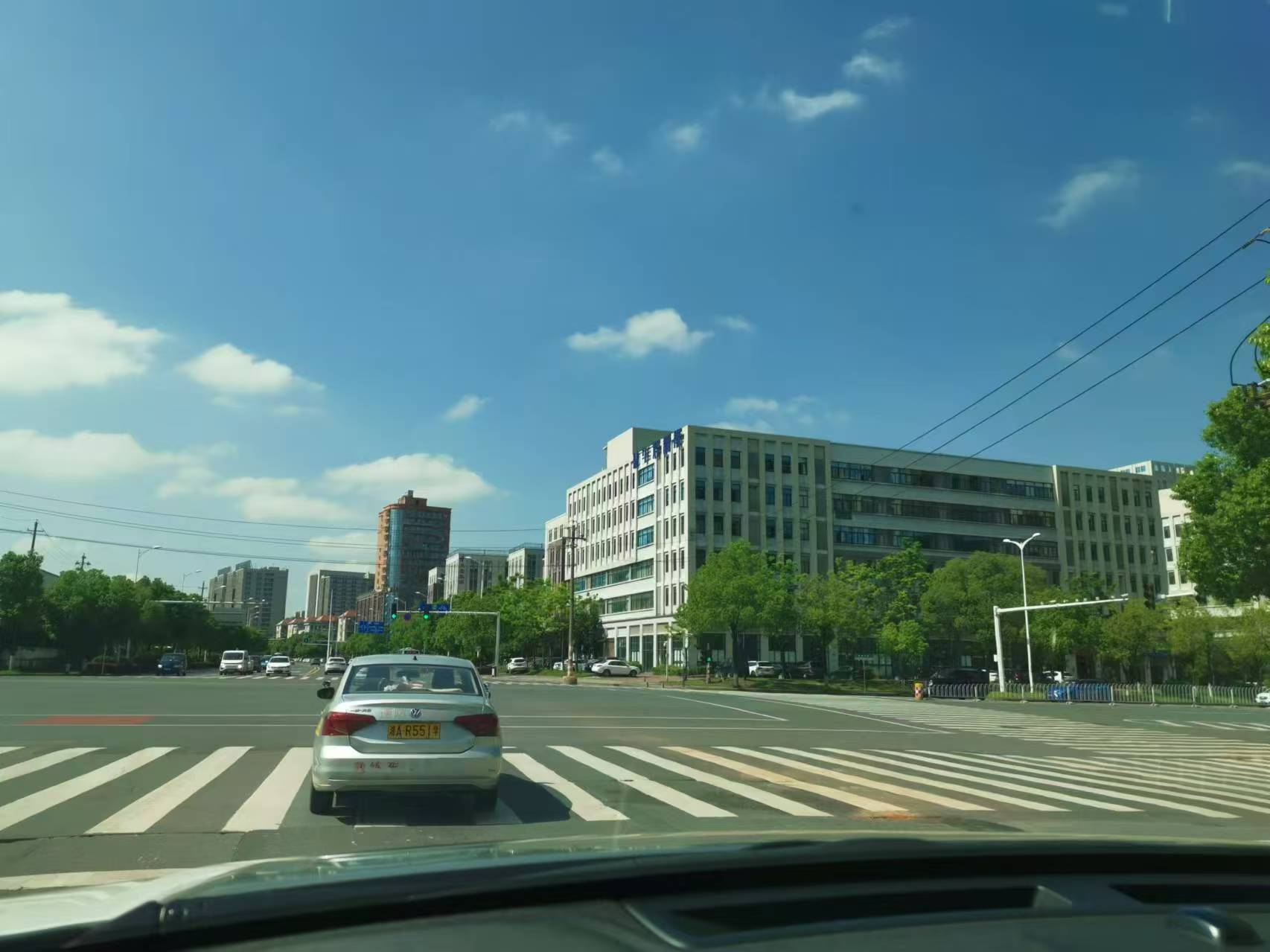 ��ý�w���E�Ľ������W(w��ng)վ�;W(w��ng)�j(lu��)�ƏVҪ��ô���ź�